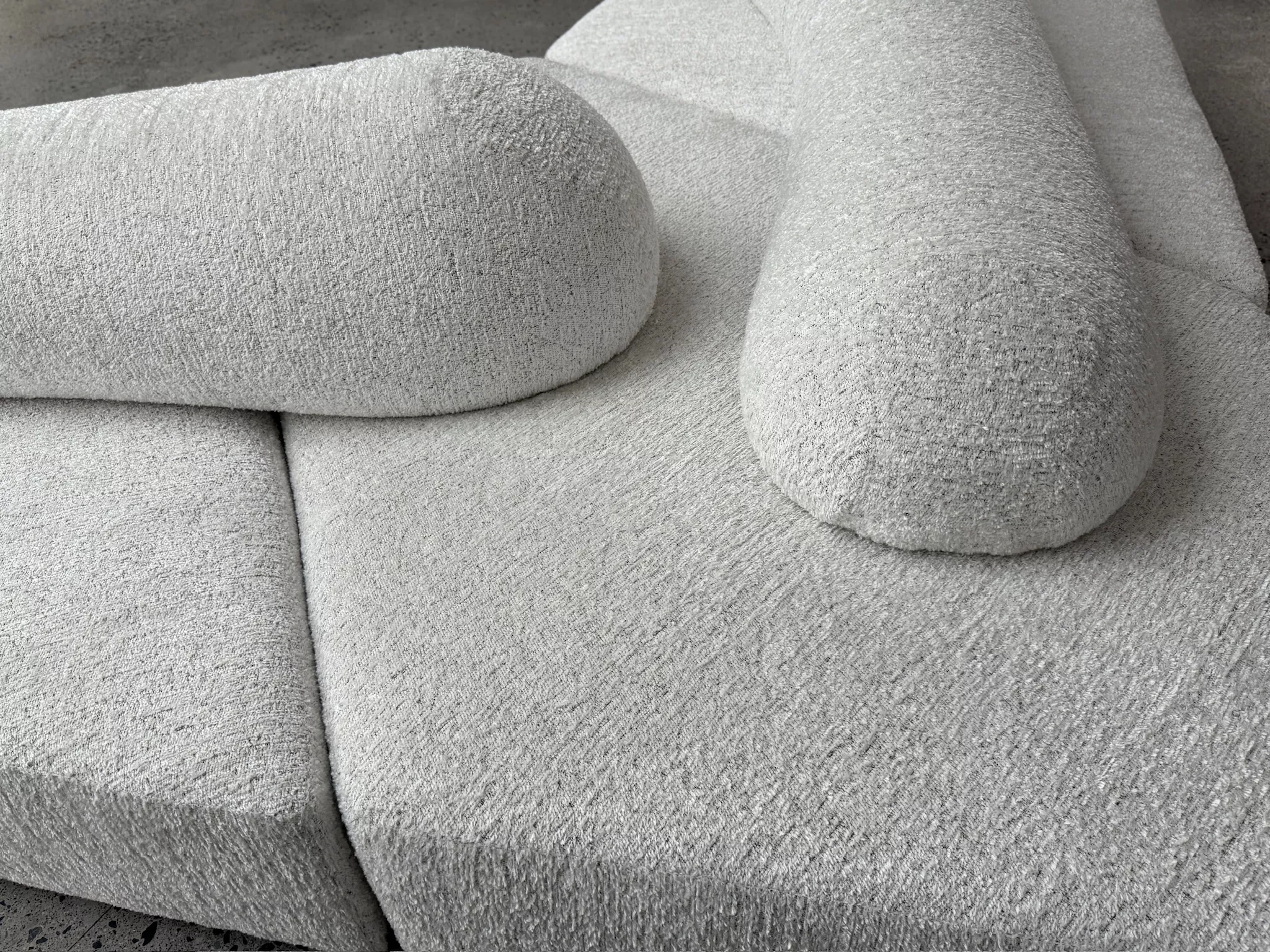 9074-On the Rocks - Image 5